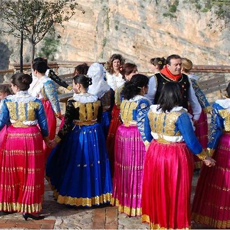 B&B La Ginestra Civita Dış mekan fotoğraf